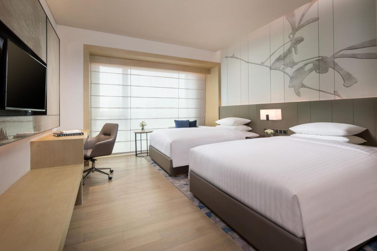 Courtyard By Marriott Shanghai Hongqiao Qingpu Bagian luar foto