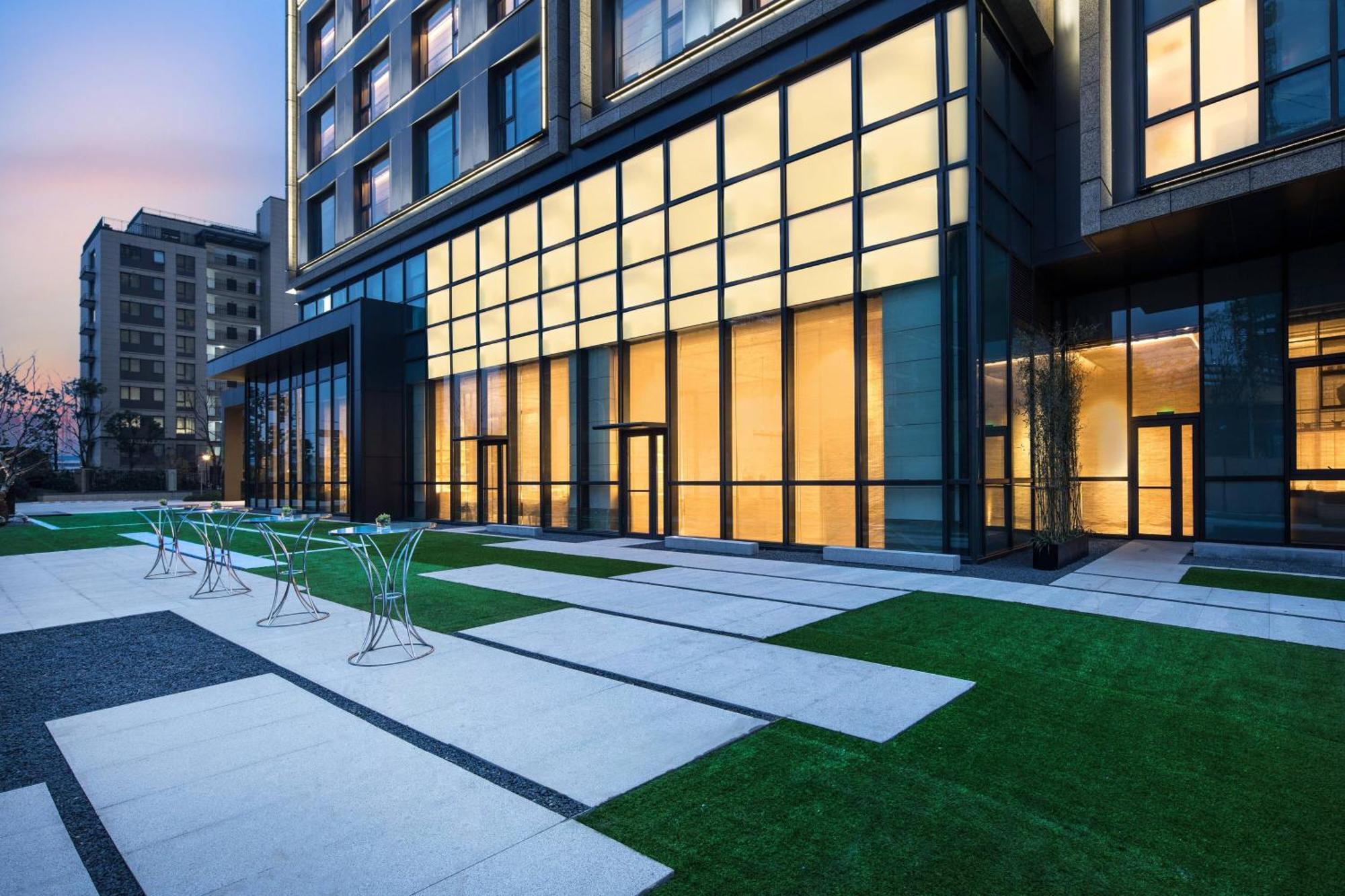 Courtyard By Marriott Shanghai Hongqiao Qingpu Bagian luar foto